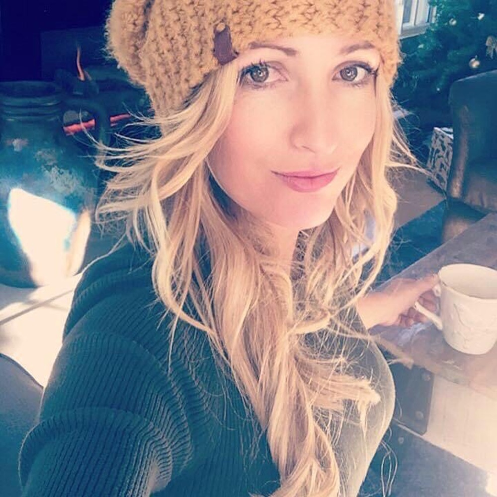 Meet your Posher, Hayley